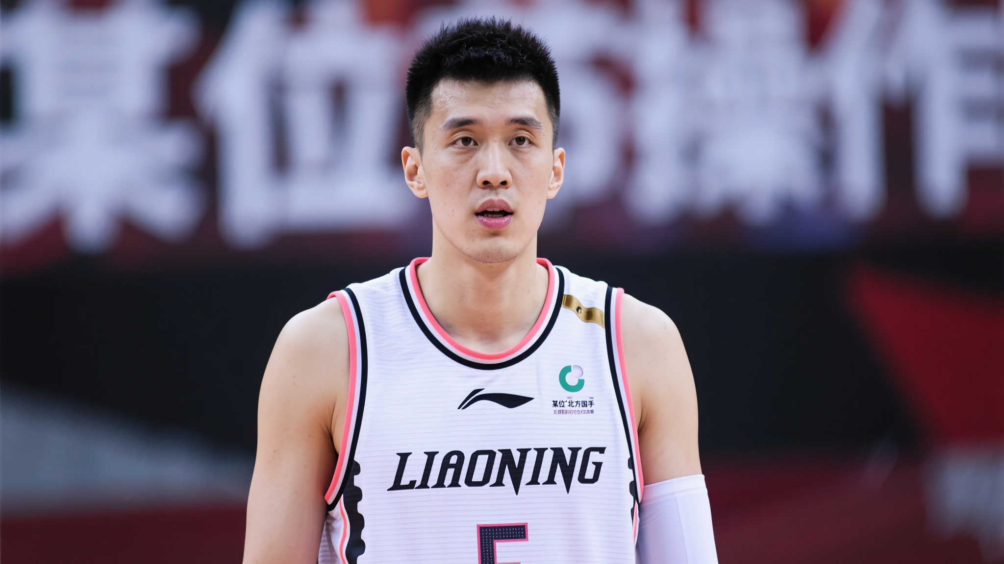北控队意欲签约赵继伟?热门后卫引发CBA争冠格局变化 如果我们聚焦此次传闻中的实际操作对象,“某位‘北方